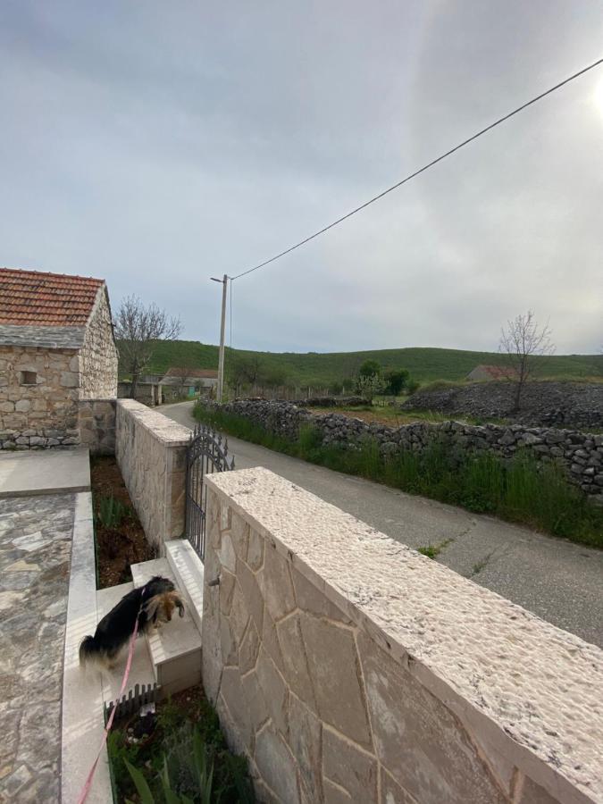 Stone Cottage Aria Velika Čista Екстериор снимка