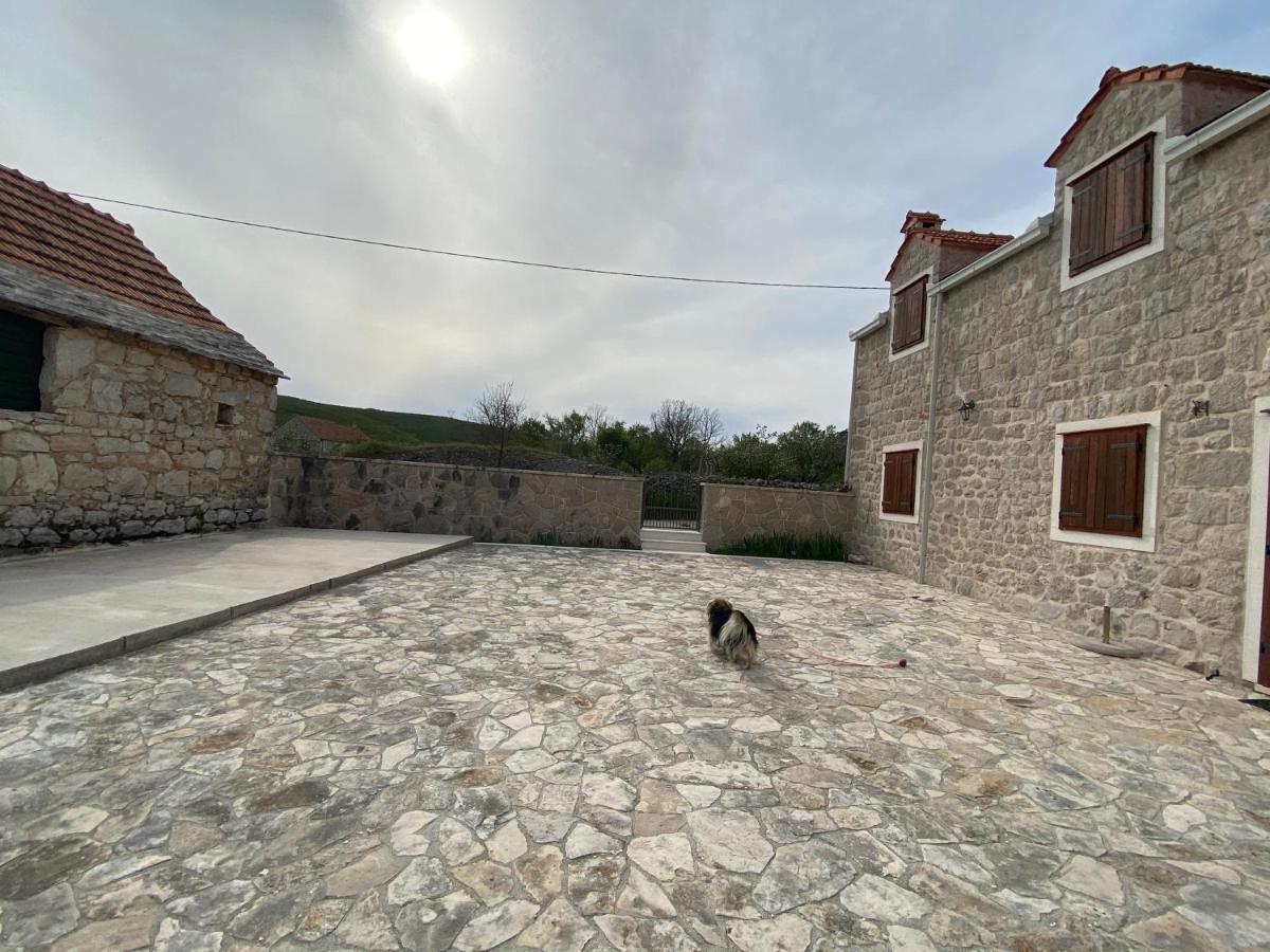 Stone Cottage Aria Velika Čista Екстериор снимка