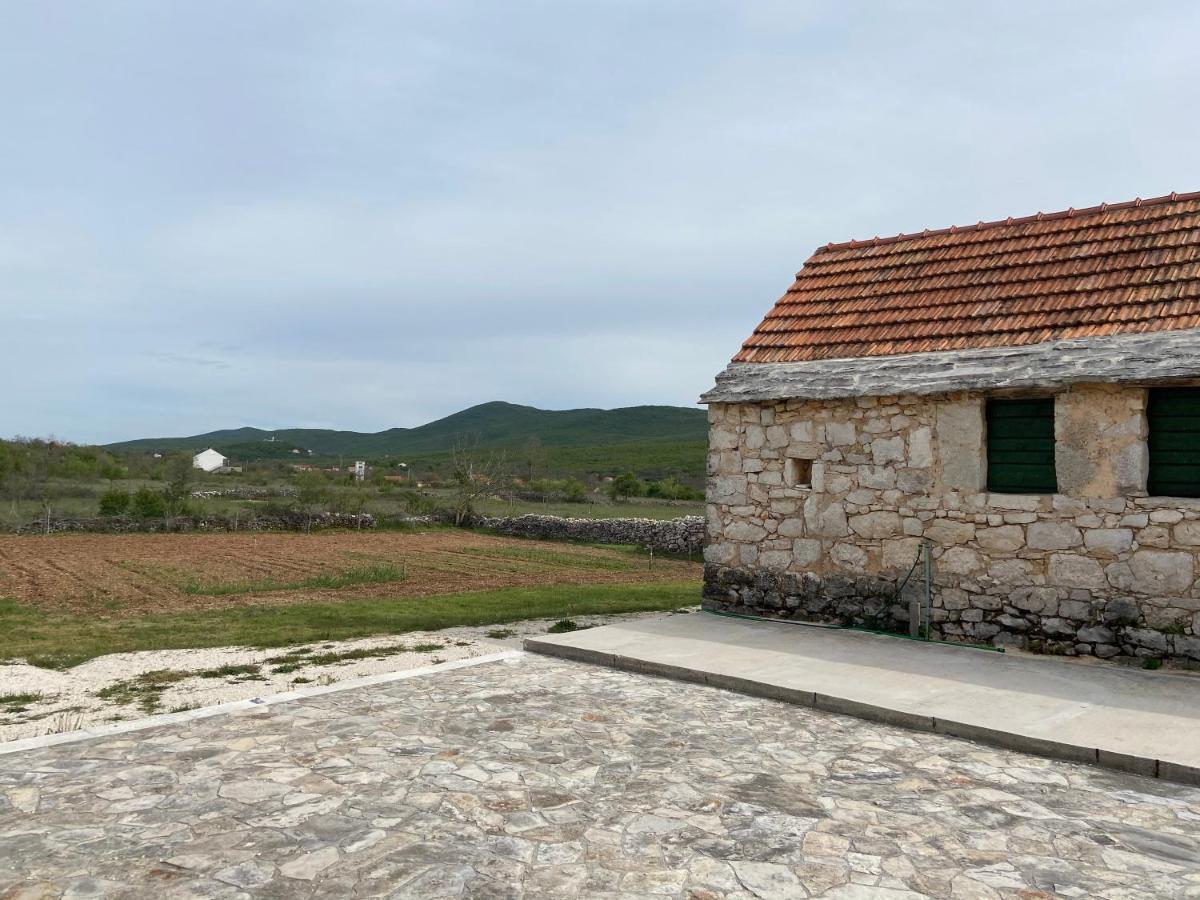 Stone Cottage Aria Velika Čista Екстериор снимка