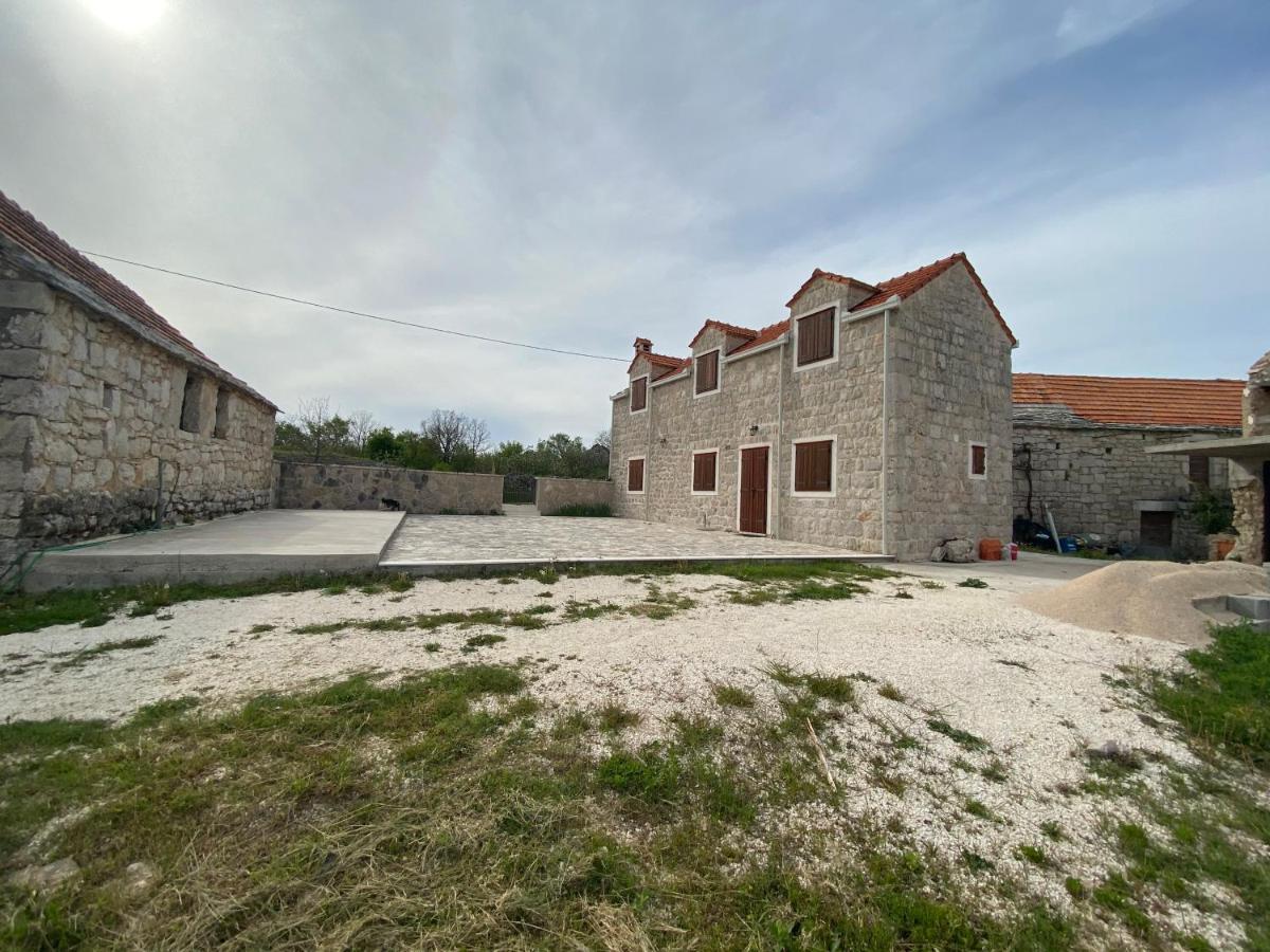 Stone Cottage Aria Velika Čista Екстериор снимка