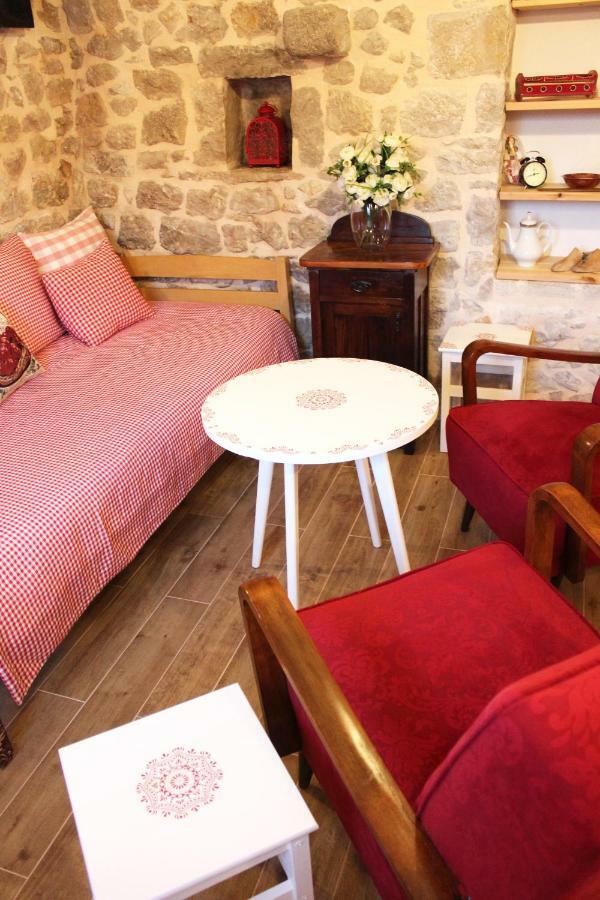 Stone Cottage Aria Velika Čista Екстериор снимка