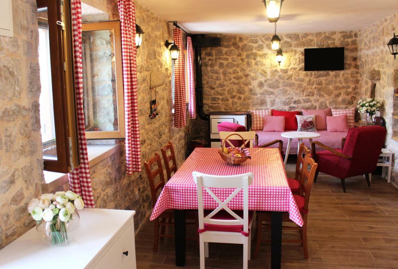 Stone Cottage Aria Velika Čista Екстериор снимка